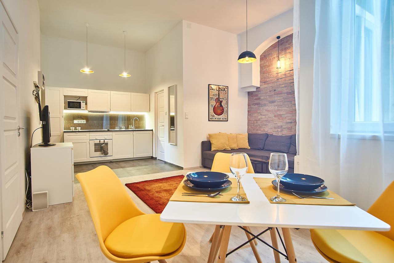 Design Apartment In The City Center With Ac Budapest Exterior foto